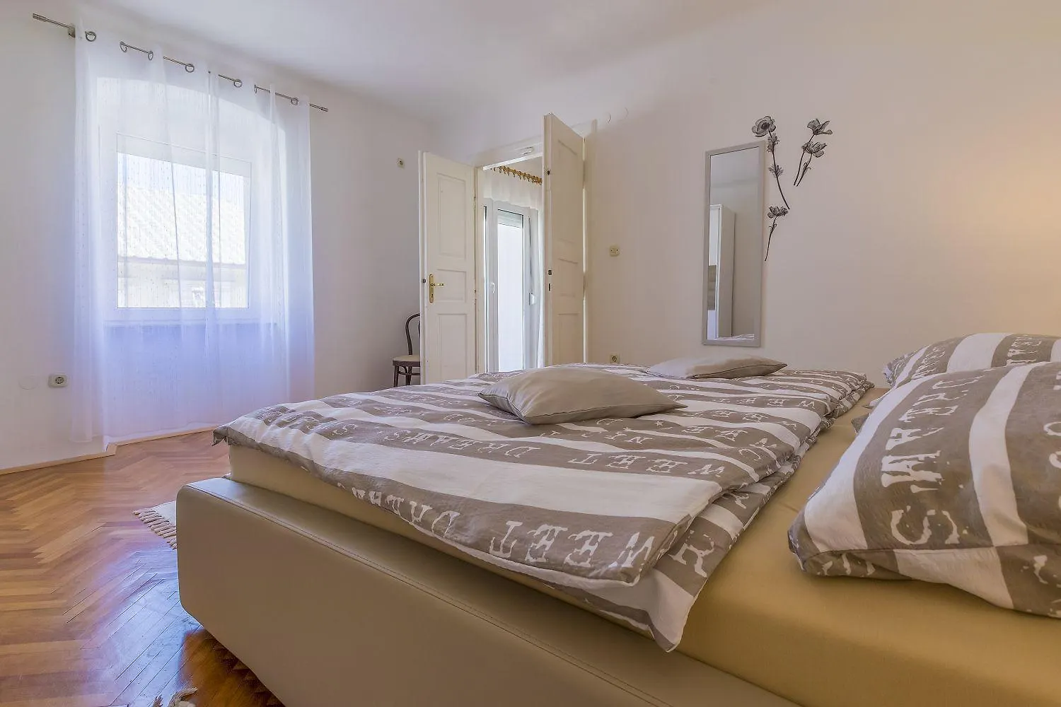 Nur 100 Meter Zum Sandstrand Mit Mediterranem Garten Crikvenica