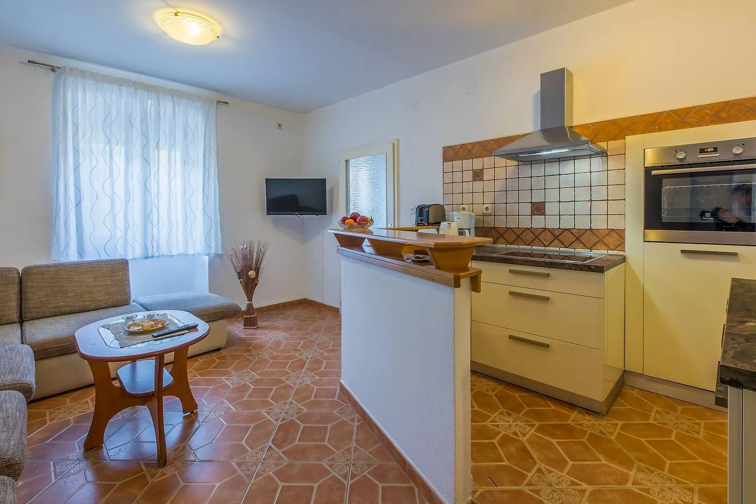 Holiday home Nur 100 Meter Zum Sandstrand Mit Mediterranem Garten Crikvenica
